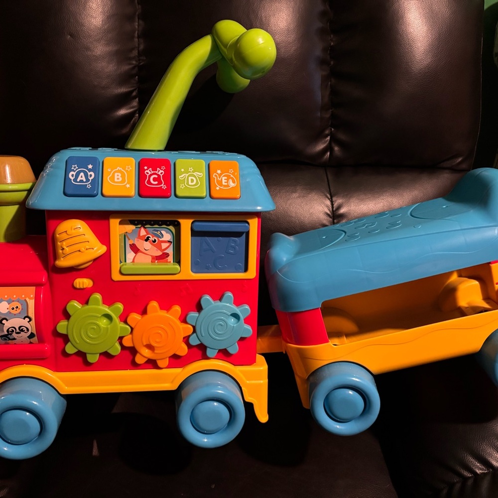 Colorful Interactive Ride-On Train with Detachable Car - Red, Blue & Yellow - Picture 3 of 3